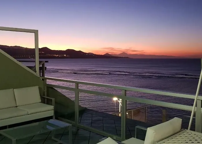 Apartamento ático En Primera Linea Canteras Las Palmas de Gran Canaria